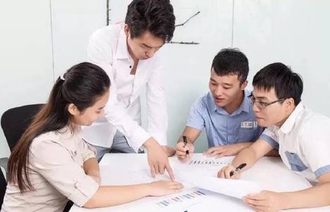 电子商务专业要不要背诵