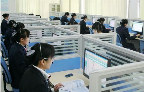电子商务专业哪个大学强