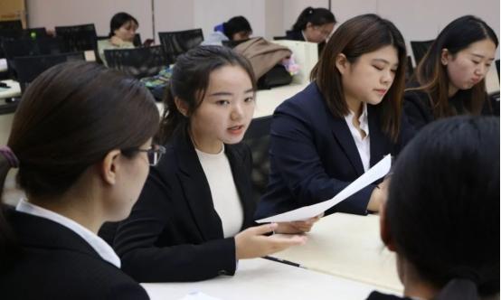 电子商务专业毕业生要求